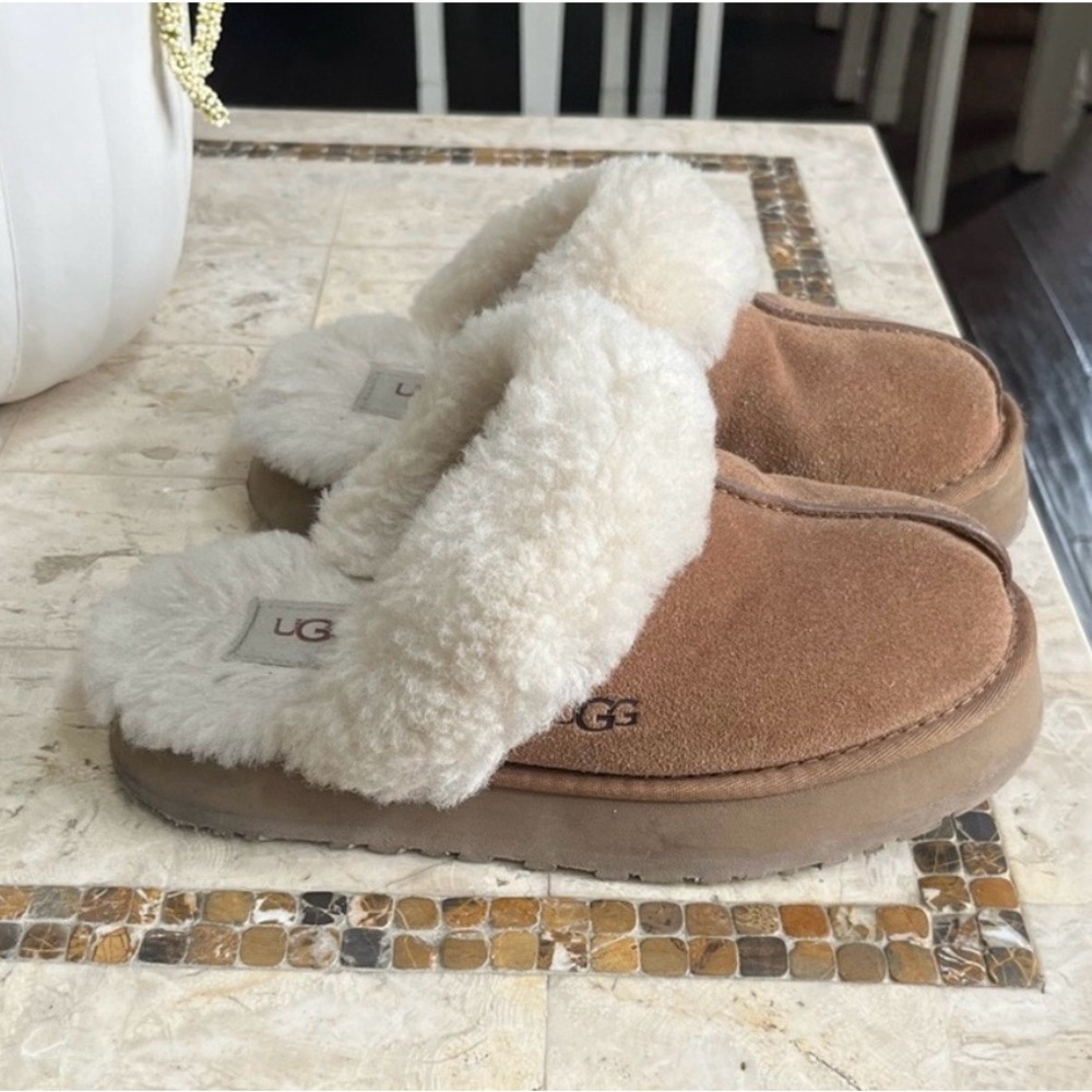 UGG Tan Slippers with Cream Shearling